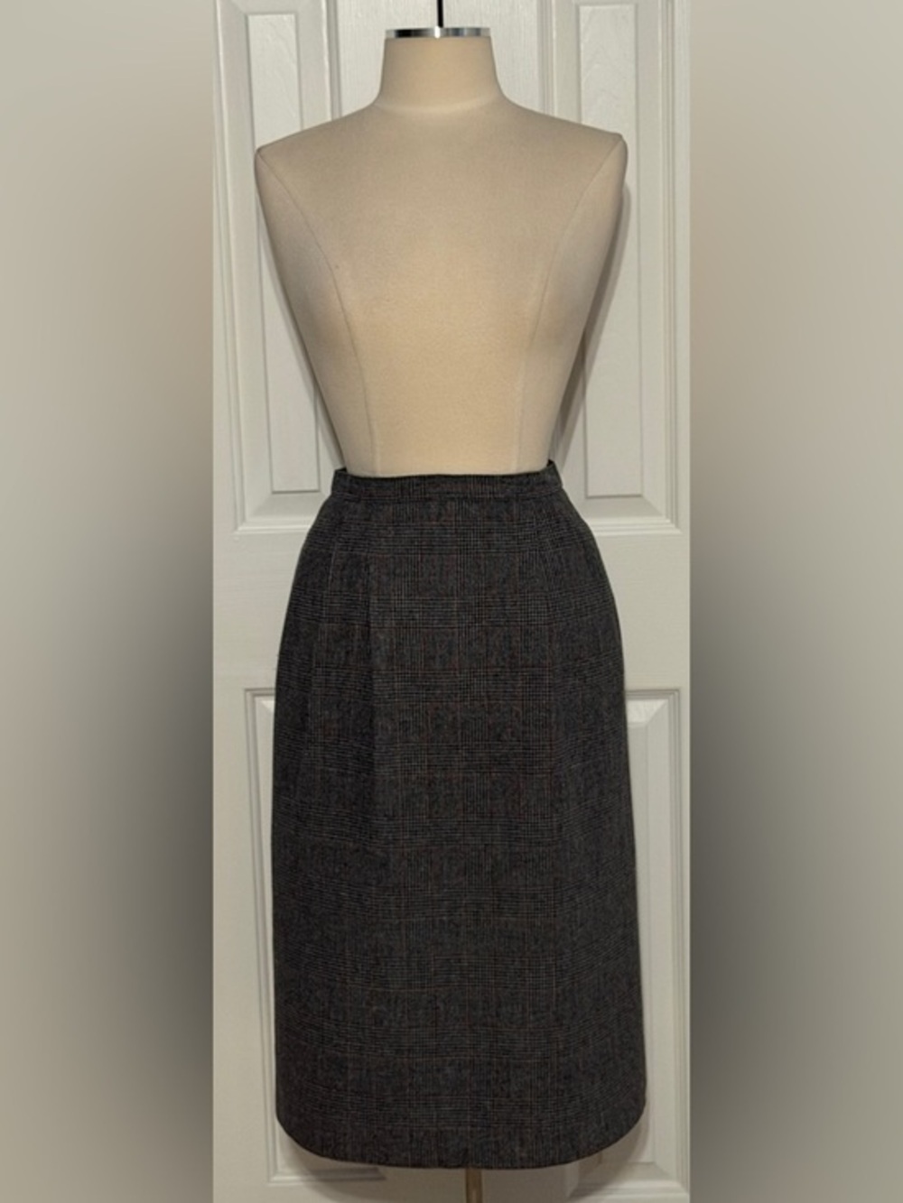 Suits Ltd Petites Wool Blend Plaid Pencil Skirt Size 12 Petite Lined Classic